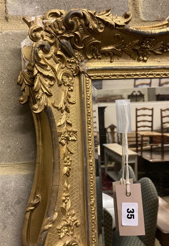 A Victorian gilt gesso wall mirror, 58 x 70cm